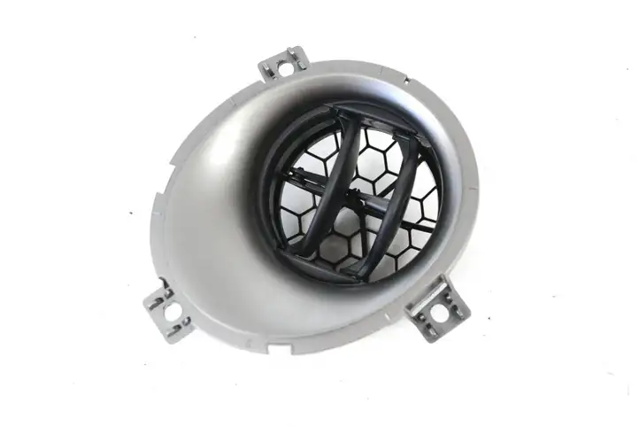 Nissan Juke I F15 (2010 - 2018) 667601KE0A Воздушная решетка панели — фото 1