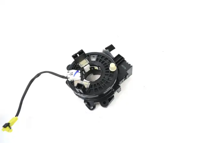Nissan Juke I F15 (2010 - 2018) Контактное кольцо SRS — фото 3
