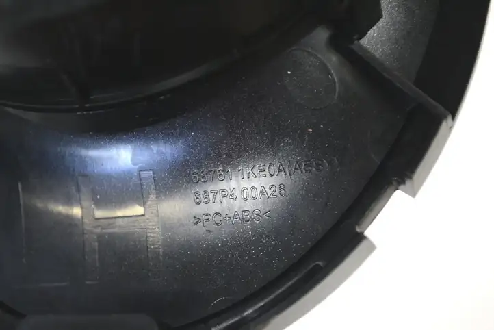 Nissan Juke I F15 (2010 - 2018) 687611KE0A Воздушная решетка панели — фото 5