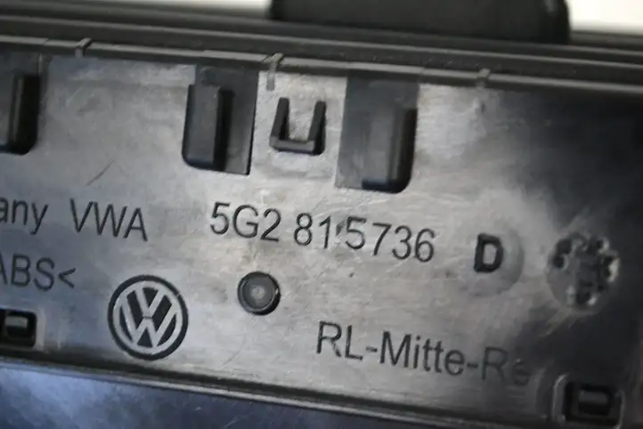 Volkswagen Golf VII (2013 - 2019) 5G2815736D Воздушная решетка панели — фото 5