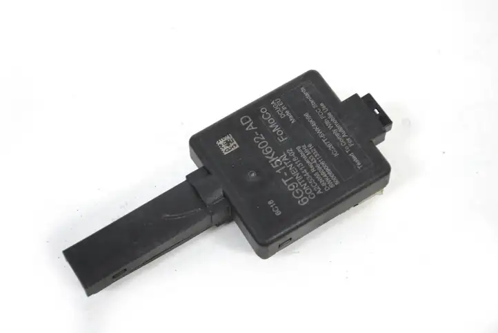 Ford Ecosport (2013 - 2018) 6G9T15K602AD GPS антенна — фото 2