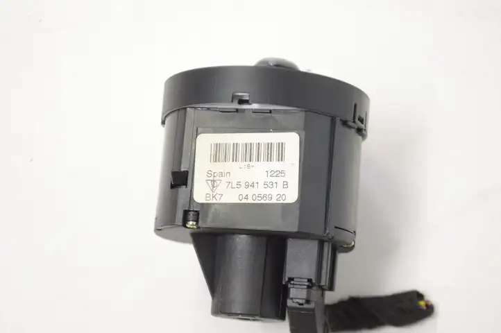 Porsche Cayenne (9PA) (2002 - 2010) 7L5941531B Включатель фонарей — фото 5
