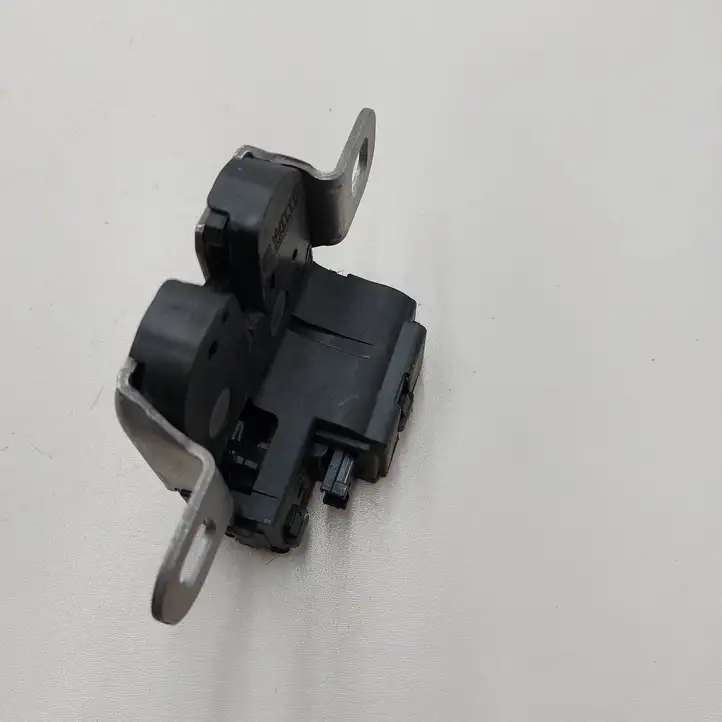 Mini Cooper Countryman R60 (2010 - 2016) 51249802312 Замок крышки багажника — фото 2