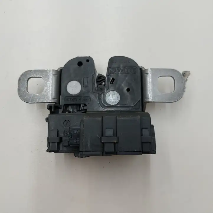 Mini Cooper Countryman R60 (2010 - 2016) 51249802312 Замок крышки багажника — фото 1