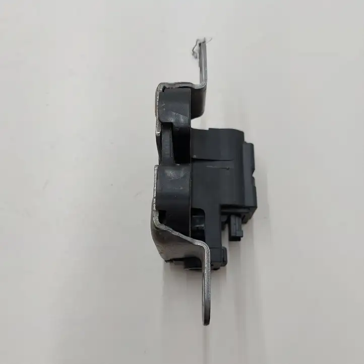 Mini Cooper Countryman R60 (2010 - 2016) 51249802312 Замок крышки багажника — фото 2