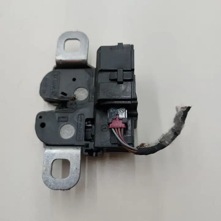 Mini Cooper Countryman R60 (2010 - 2016) 51249802312 Замок крышки багажника — фото 3