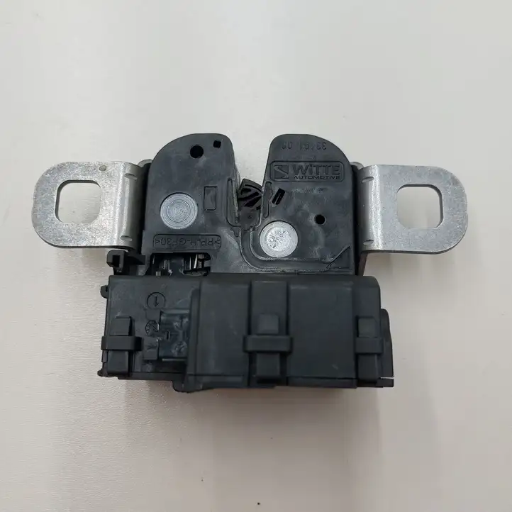 Mini Cooper Countryman R60 (2010 - 2016) 51249802312 Замок крышки багажника — фото 1