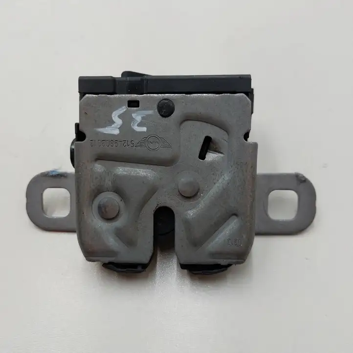 Mini Cooper Countryman R60 (2010 - 2016) 51249802312 Замок крышки багажника — фото 1