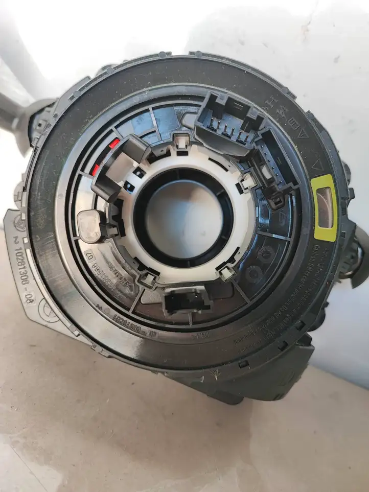 BMW 4 F32 F33 (2013 - 2017) 9490789 Контактное кольцо SRS — фото 2
