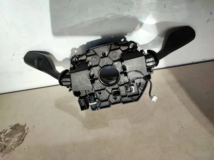 BMW 4 F32 F33 (2013 - 2017) 9490789 Контактное кольцо SRS — фото 3