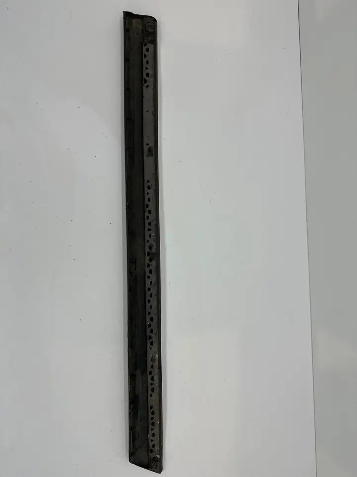 Volkswagen PASSAT B6 (2005 - 2010) 3C0854950 Молдинги задней двери — фото 2