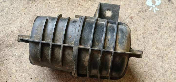 BMW 3 E46 (1998 - 2005)  11652247620 Воздушный резервуар вакуума
