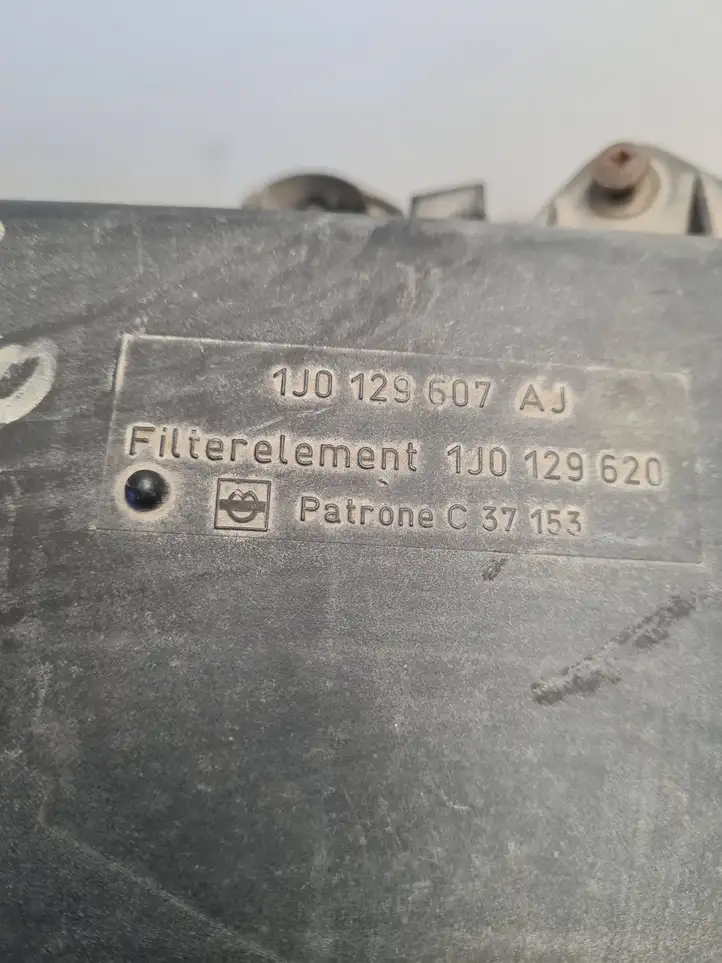 Volkswagen Golf IV (1998 - 2005) 1J0129620 Корпус воздушного фильтра — фото 6