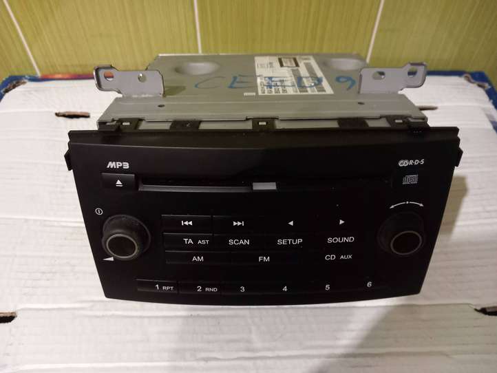Kia Ceed (2006 - 2010)  X961401H500 Радио/ проигрыватель CD/DVD / навигация