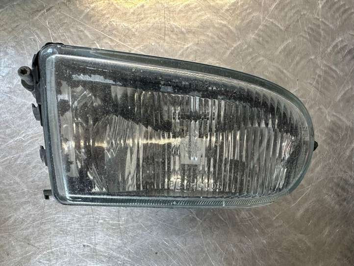 Renault Espace (2002 - 2006)  7700830613 Передняя противотуманная фара