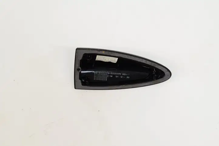 BMW 3 E92 E93 (2005 - 2014) 6942240 Крышка GPS-антенны — фото 1