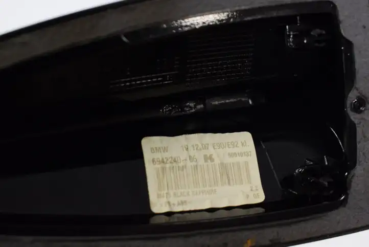 BMW 3 E92 E93 (2005 - 2014) 6942240 Крышка GPS-антенны — фото 2