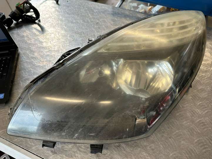 Renault Scenic III -  Grand scenic III (2009 - 2016)  260600023R Передняя фара