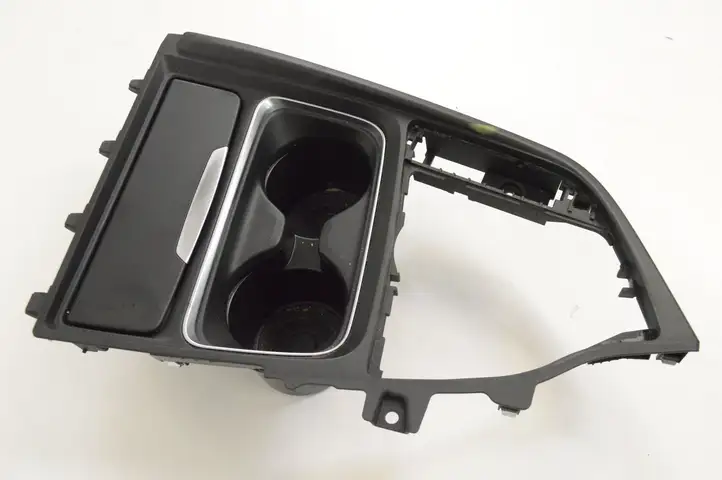BMW 3 F30 F35 F31 (2012 - 2018) 9218926 Передний подстаканник — фото 2