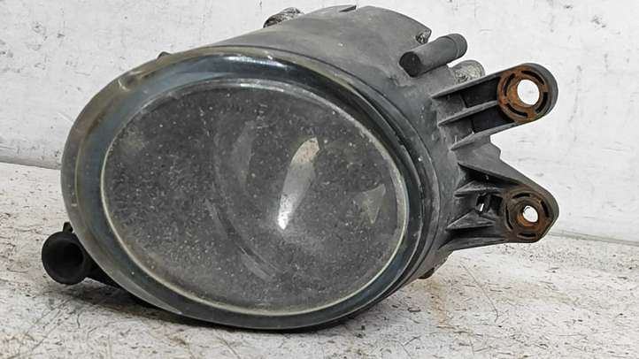 Audi A4 (2000 - 2006)  8E0941699 Передняя противотуманная фара