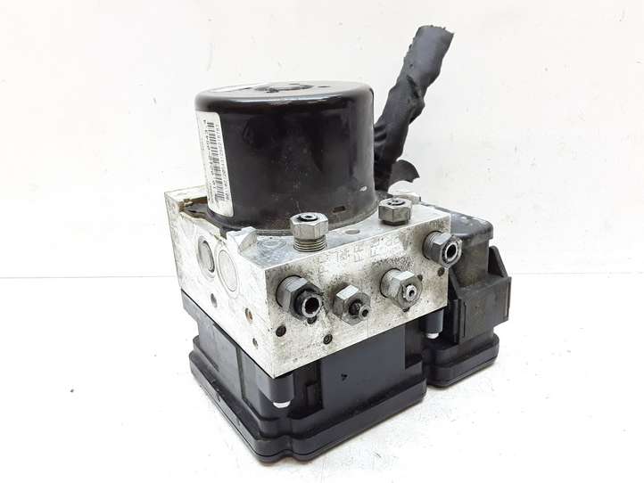 Volvo XC60 (2008 - 2013)  31329137 Блок ABS