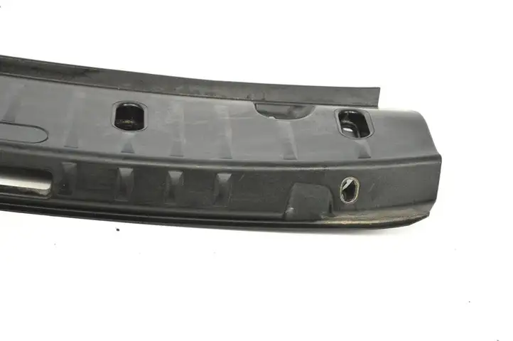 BMW 3 E92 E93 (2005 - 2014) 7122400 Отделка порога багажника — фото 2