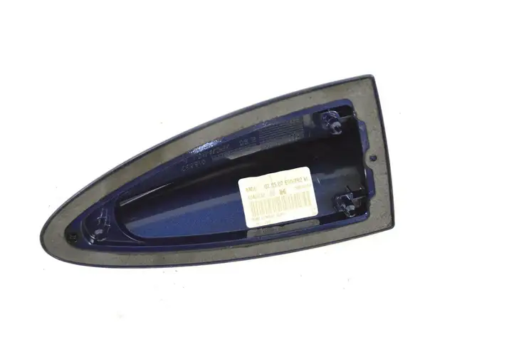 BMW 3 E92 E93 (2005 - 2014) 8040832 Крышка GPS-антенны — фото 2
