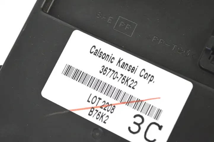Suzuki Grand Vitara II (2008 - 2012) 3677076K22 Модуль управления кузовом (BCM) — фото 5