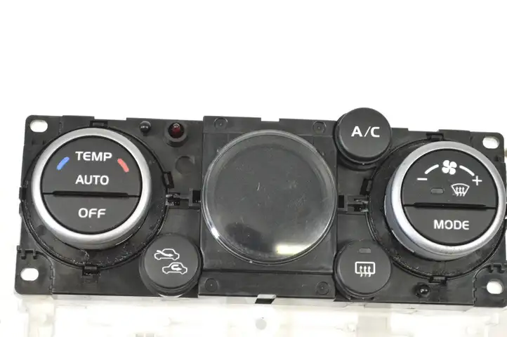 Suzuki Grand Vitara II (2008 - 2012) 3951076K0 Управление климат контролем — фото 6