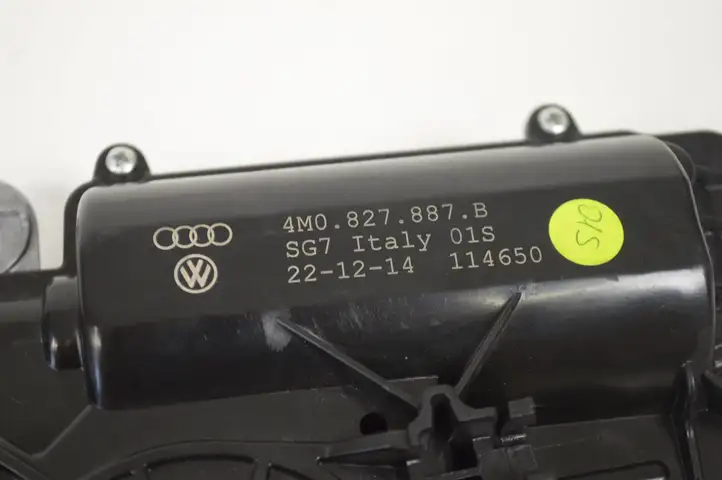 Audi Q7 4M (2015 - ) 4M0827887B Доводчик крышки багажника — фото 3