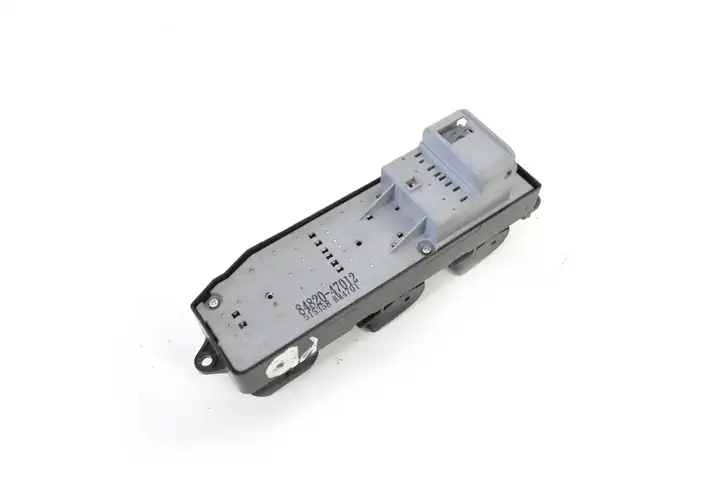 Toyota Prius (NHW20) (2003 - 2009) 8482047012 Блок кнопок стеклоподъемников — фото 4