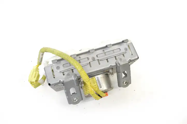 Toyota Prius (NHW20) (2003 - 2009) 100249008P2A Подушка безопасности пассажира — фото 2