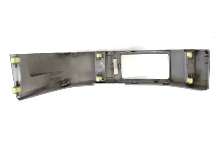 Toyota Prius (NHW20) (2003 - 2009) 5568047010 Декоративная планка — фото 2