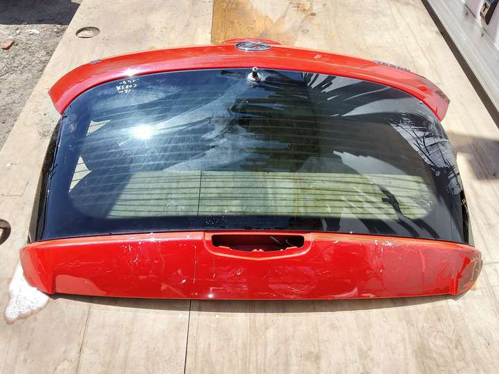 Opel Corsa D (2010 - 2014)   Задняя крышка (багажника)