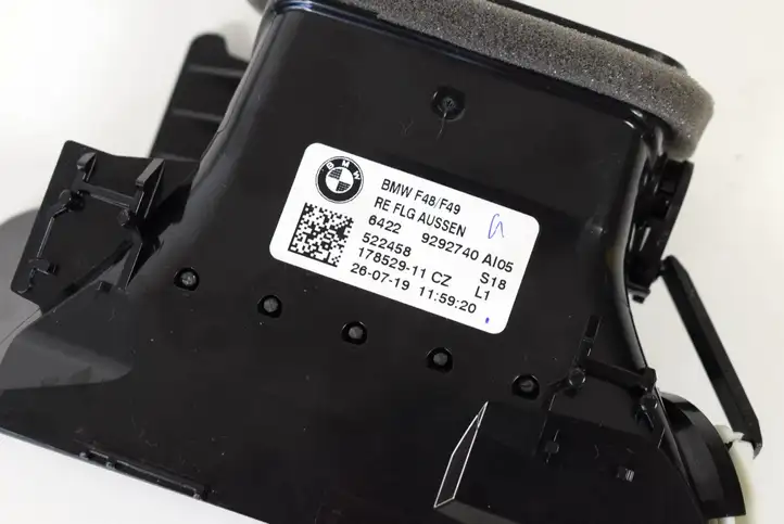 BMW X1 F48 F49 (2015 - 2022) 9292740 Воздушная решетка панели — фото 4