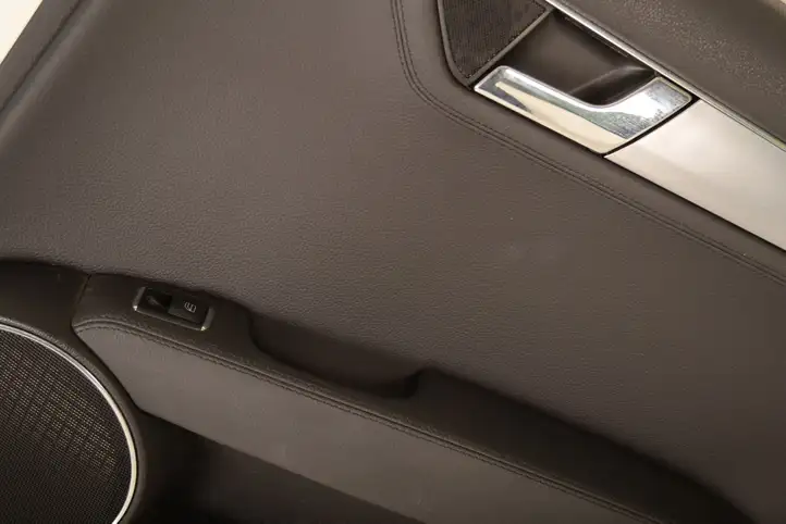 Mercedes-Benz C W204 (2007 - 2014) A2045402710 Обшивка задней двери — фото 4