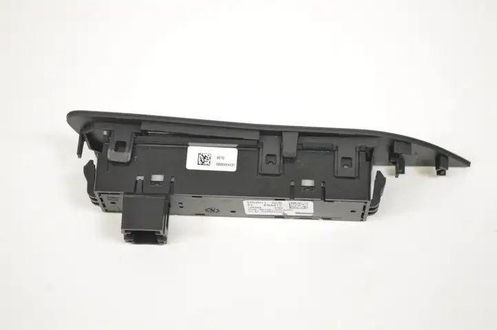 BMW 3 F30 F35 F31 (2012 - 2018) 9252911 Блок кнопок на панели — фото 3