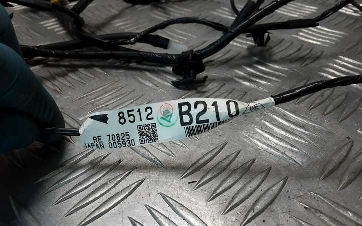 Mitsubishi Outlander (2018 - 2021)  8512B210 Проводка камеры