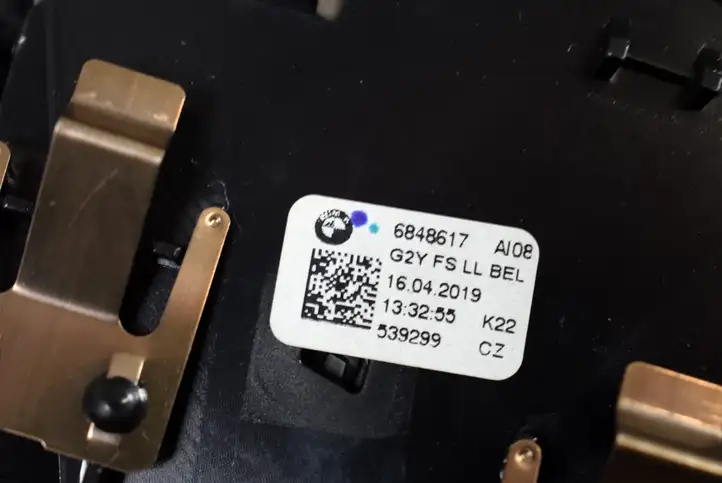 BMW 3 G20 G21 (2019 - ) 6848617 Воздушная решетка панели — фото 5