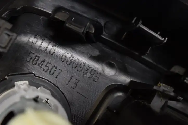 BMW 3 G20 G21 (2019 - ) 6809398 Другая деталь консоли (туннеля) — фото 5