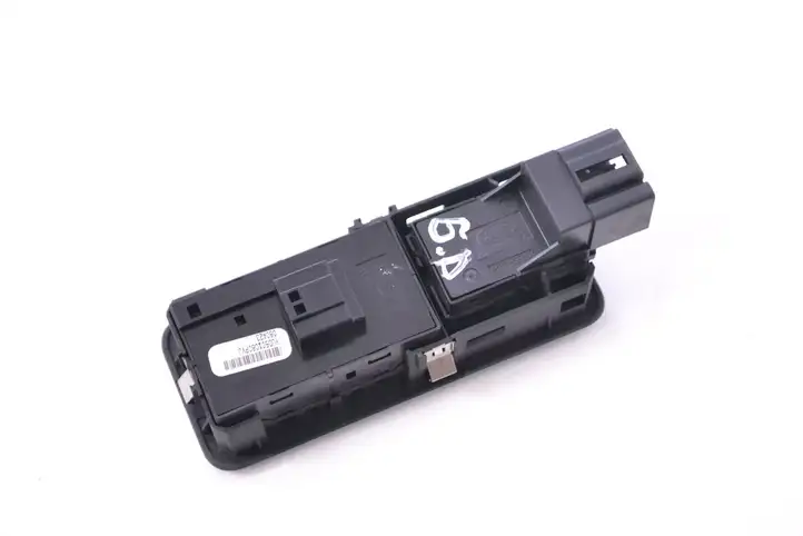 Land Rover Discovery 3 - LR3 (2004 - 2009) YUD501080PVJ Блок кнопок стеклоподъемников — фото 3