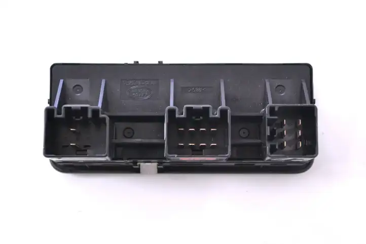 Land Rover Discovery 3 - LR3 (2004 - 2009) YUD501540PVJ Блок кнопок стеклоподъемников — фото 4