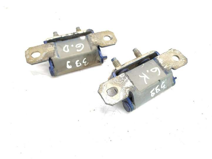 Nissan Almera N16 (2000 - 2010)  BW6 Петля (петли) задней крышки