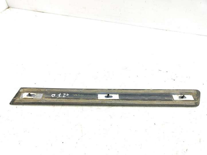 Audi A3/S3 8P (2008 - 2013)  8P3853984D молдинг на заднем крыле