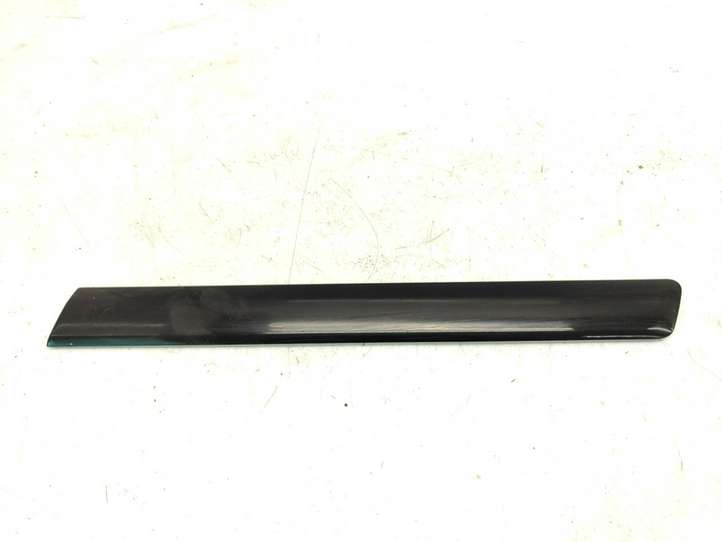 Audi A3/S3 8P (2008 - 2013)  8P3853983D молдинг на заднем крыле