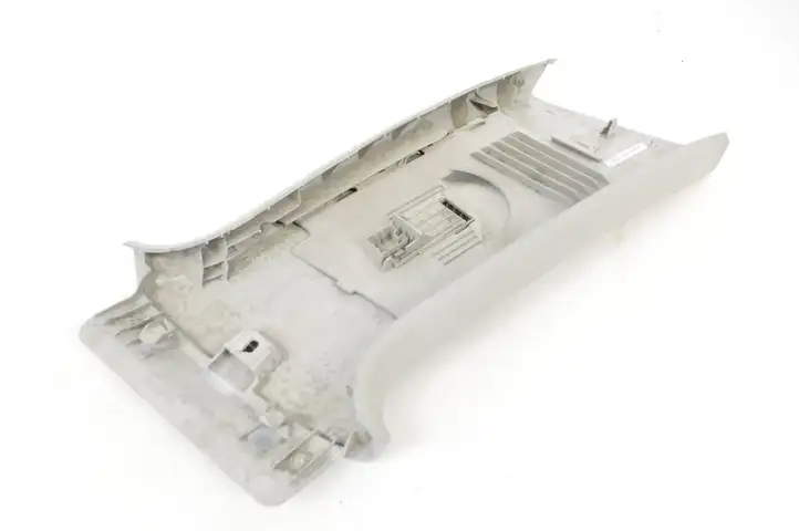 Volkswagen Tiguan (2007 - 2011) 5N0867243B Нижняя обшивка стойки B — фото 4