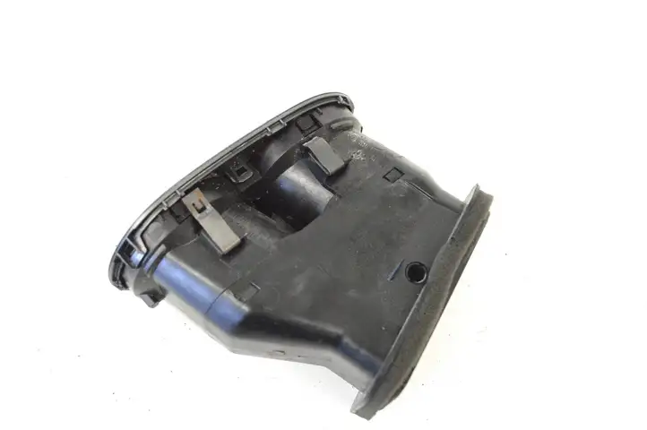 Volkswagen Tiguan (2007 - 2011) 5M0819759 Воздушная решетка панели — фото 2