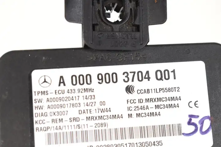 Mercedes-Benz GL X166 (2013 - 2019) A0009003704Q01 Датчик давления шин — фото 5