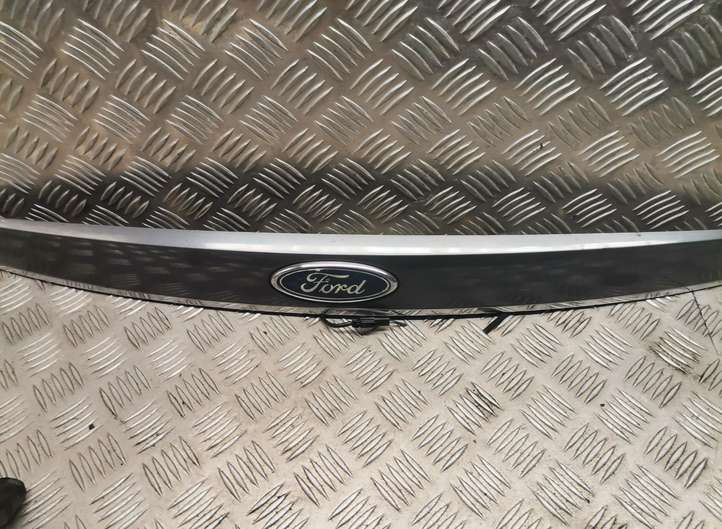 Ford Mondeo Mk III (2000 - 2007)   Освещение номера