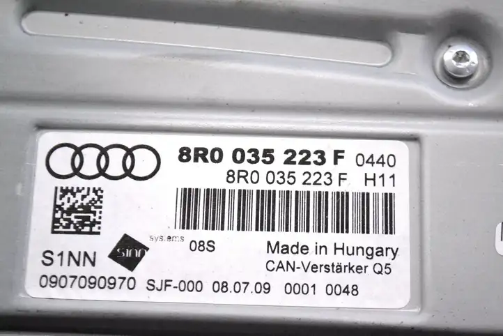 Audi A4 S4 B8 8K (2007 - 2011) 8R0035223F Усилитель звука — фото 4